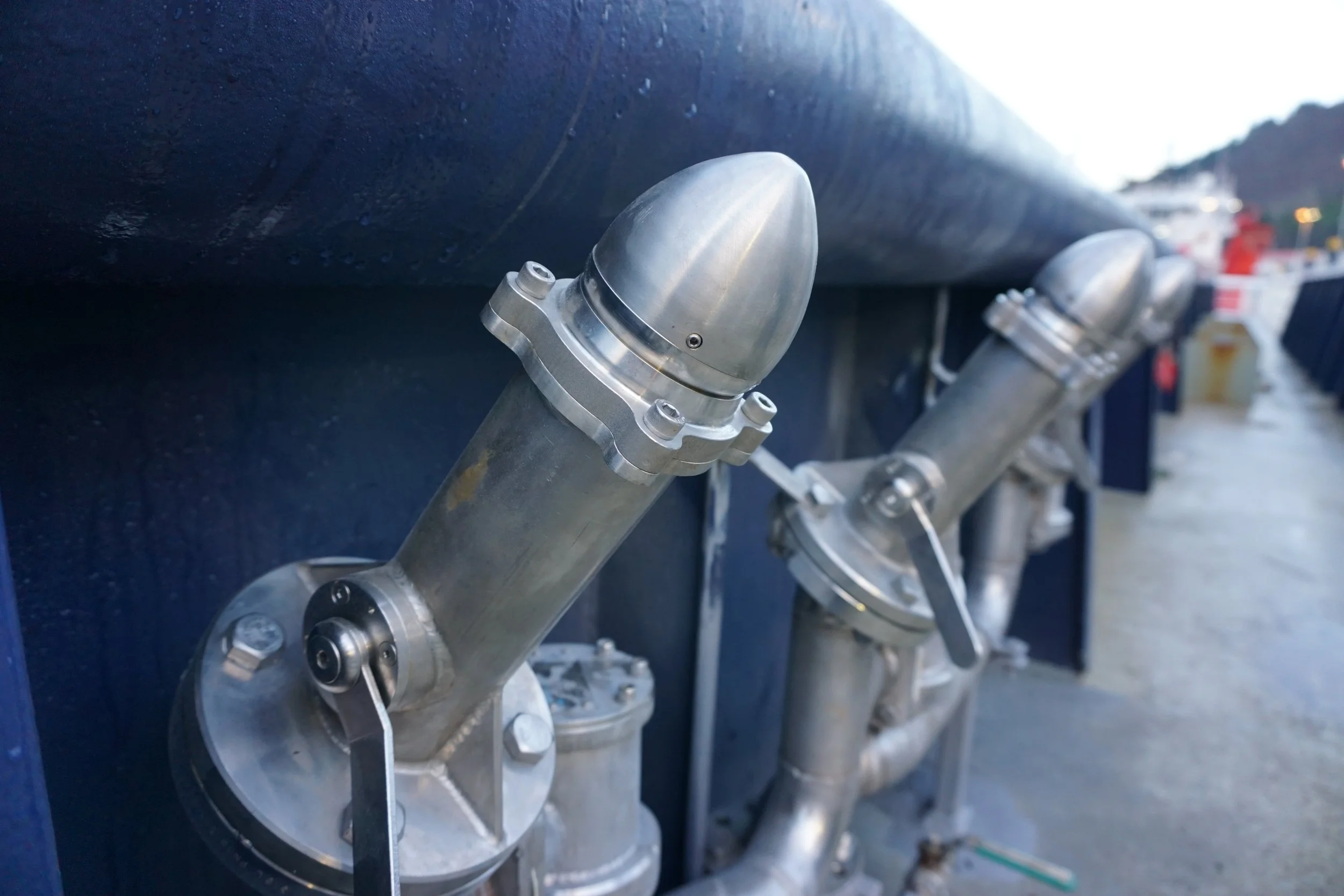 35° angeled PV valve