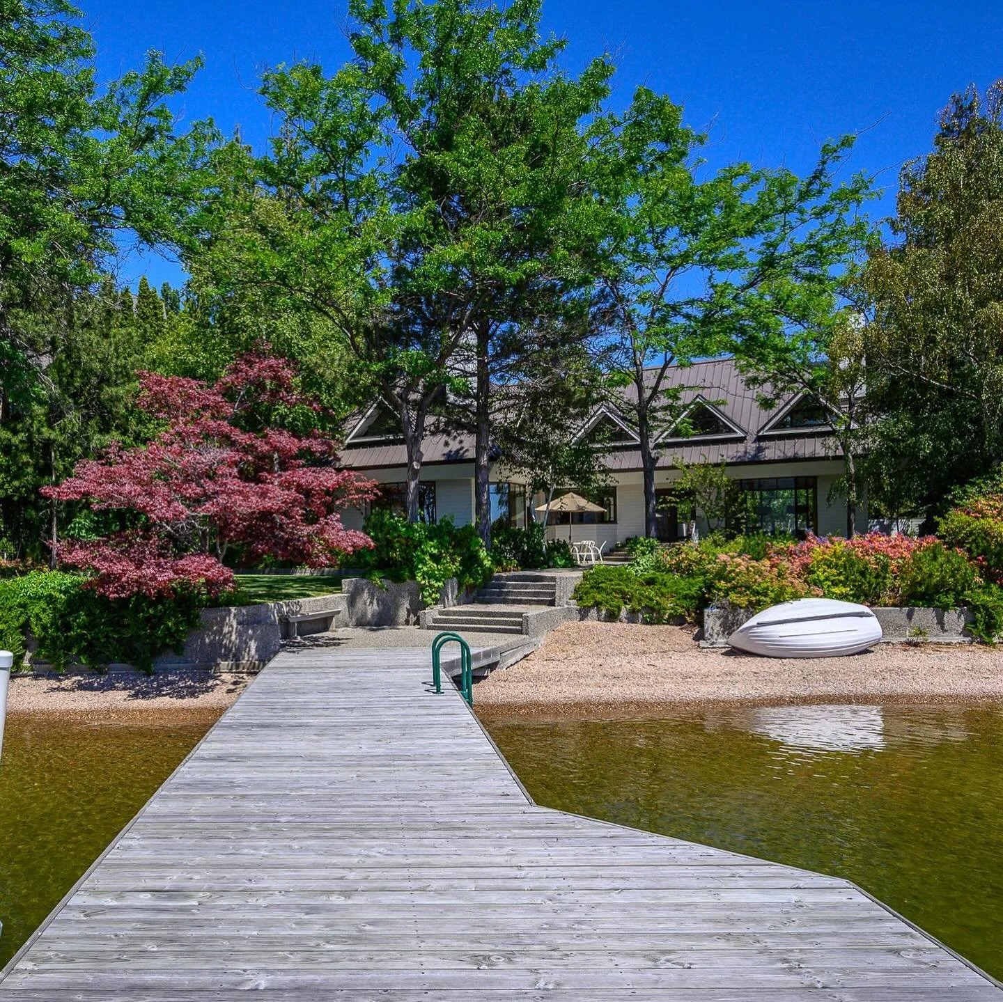 An absolutely extraordinary property on Lake Okanagan coming soon from @remaxpriscilla

This home has a jaw dropping setting, nestled in perfection.

#okanaganrealestate 
#okanaganrealestatephotography 
#okanaganlife 
#okanaganlifestyle 
#realestatep