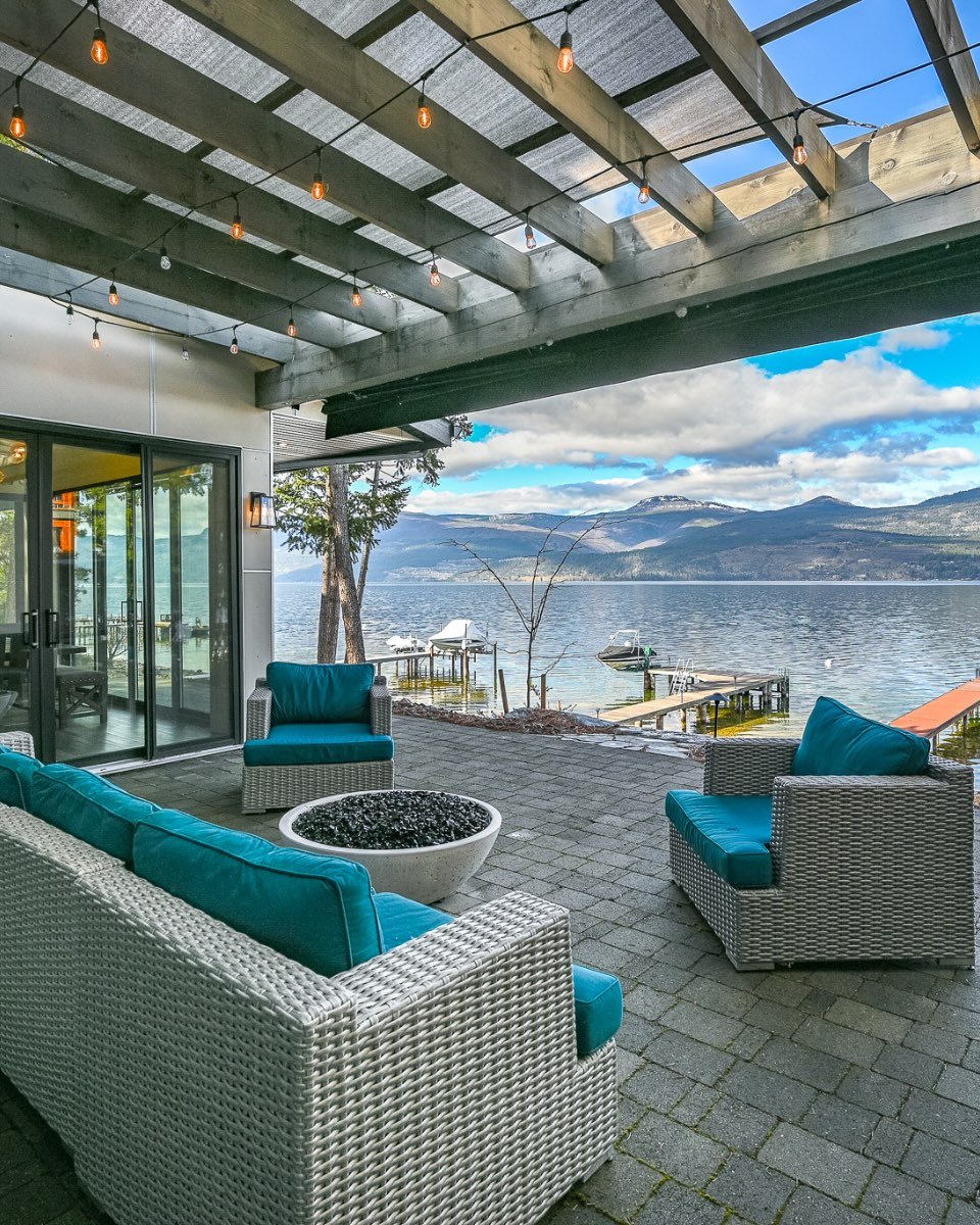 With the perfect location over looking Okanagan Lake, the interior is overflowing with style and charm.

We would love to spend a couple &ldquo;days like this&rdquo;, in this gorgeous, COMING SOON from &hellip;@remaxpriscilla .

#okanaganlife 
#okang