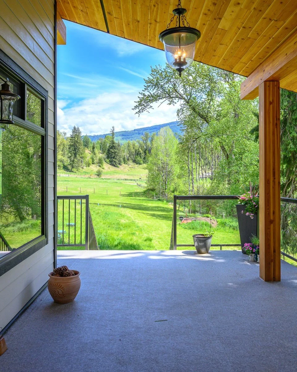 Embraced by the beauty of nature, this sweetly styled farmhouse inspired home is coming soon!!

@kamillalovesrealestate 
#farmhouserealestate 
#royallepage 
#cherryvillebc
#okanaganrealestate 
#okanaganlifestylephotographer