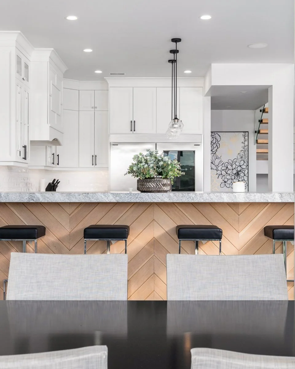 An interior sneak peak of this beautiful home, Coming Soon to Sunset Boulevard. 
Amazing views and sophisticated style, make this stunning house, a home.

#okanaganlifestyle 
#vernonrealestate 
#luxurylisting 
#luxuryrealestate 
#okanaganrealestateph