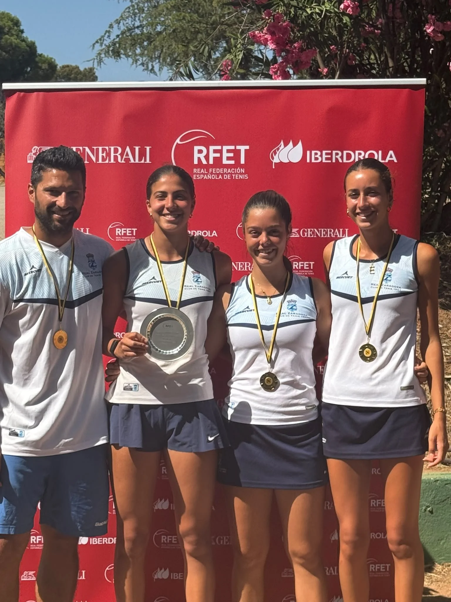 El Real Zaragoza Club de Tenis, tercer clasificado en el Campeonato de España Cadete Femenino