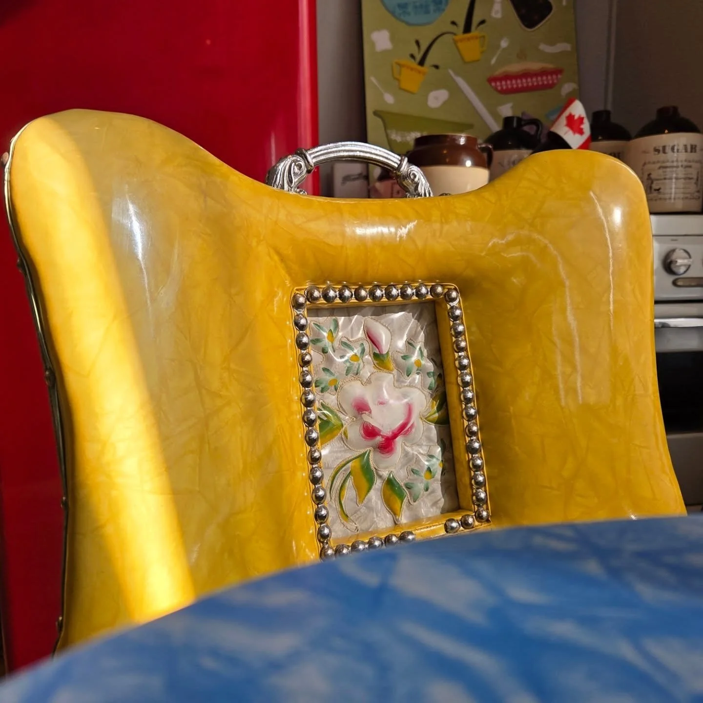 She's a beauty! Come for brekkie and see for yourself! Open til 1pm as usual. #2stardinerdecor