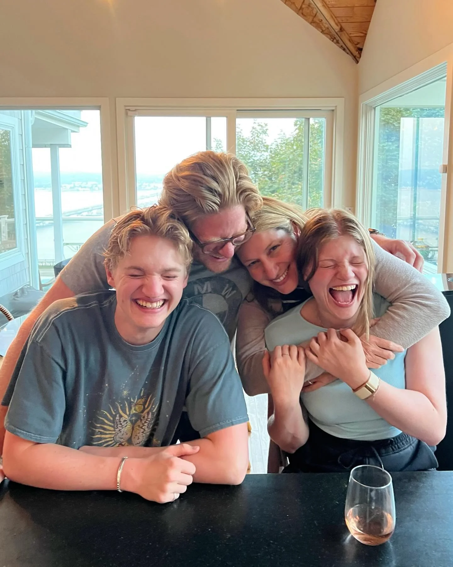 Wishing you all wonderful Thanksgiving filled with gratitude and love 🦃❤️