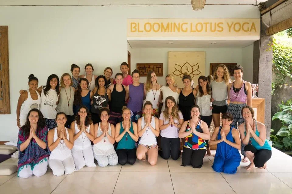rebecca michelle, meditation coach in a picture with other yoga teacher training members