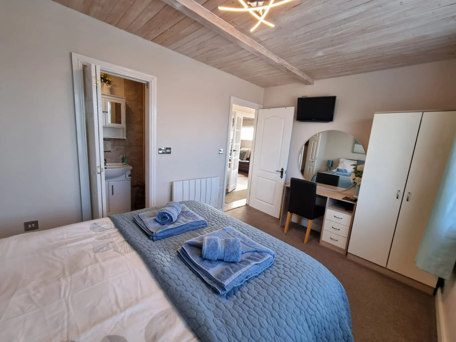 WhatsApp Image 2021-12-09 at 09.45.20.jpeg