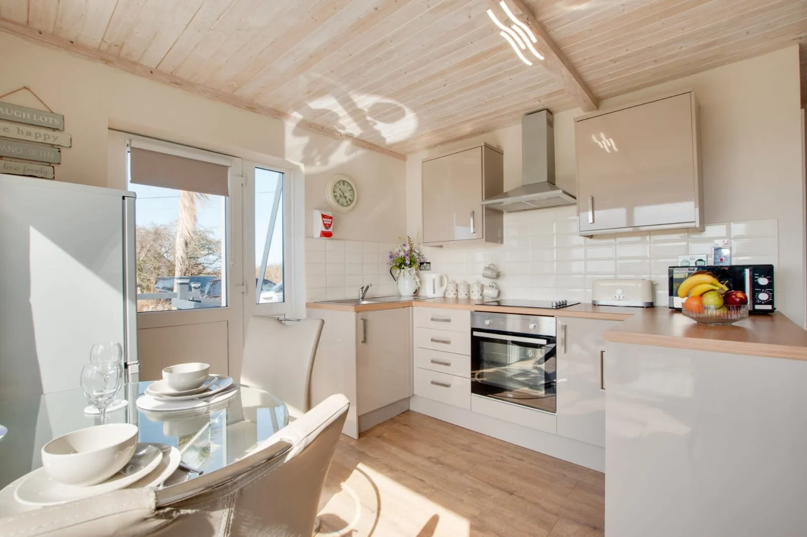 WhatsApp Image 2021-04-20 at 15.13.24.jpeg