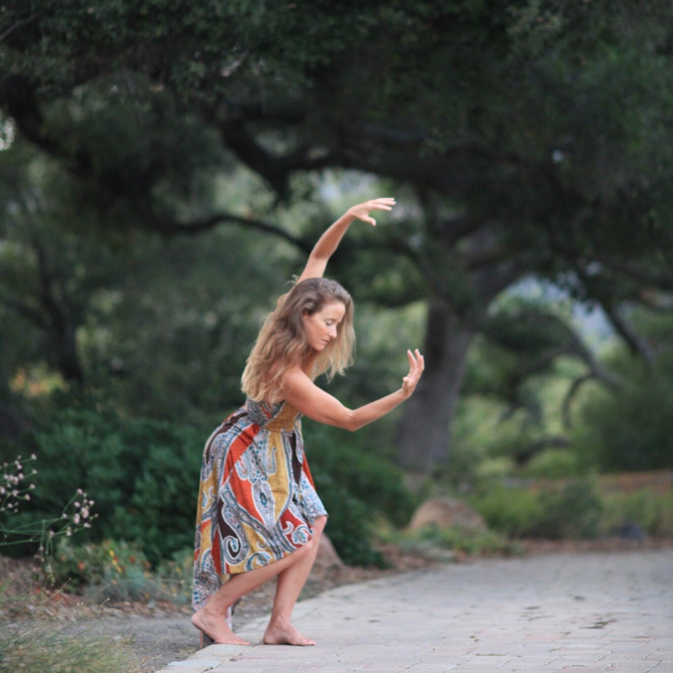 Wisdom Weavers ~ Monthly Movement Journey for Women ~ THIS Friday, Feb. 10th with One Body Founder, Lamara Heartwell! 🌹 Lamara has 20+ years experience in the world of embodied movement and body intelligence. She will support you in getting more awa