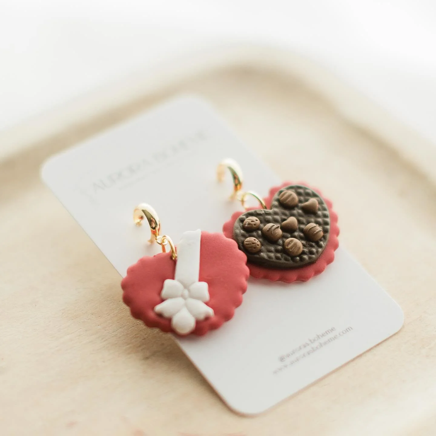 A sweet treat for your ears 🌹🍫😍

Tonight at 7 EST!