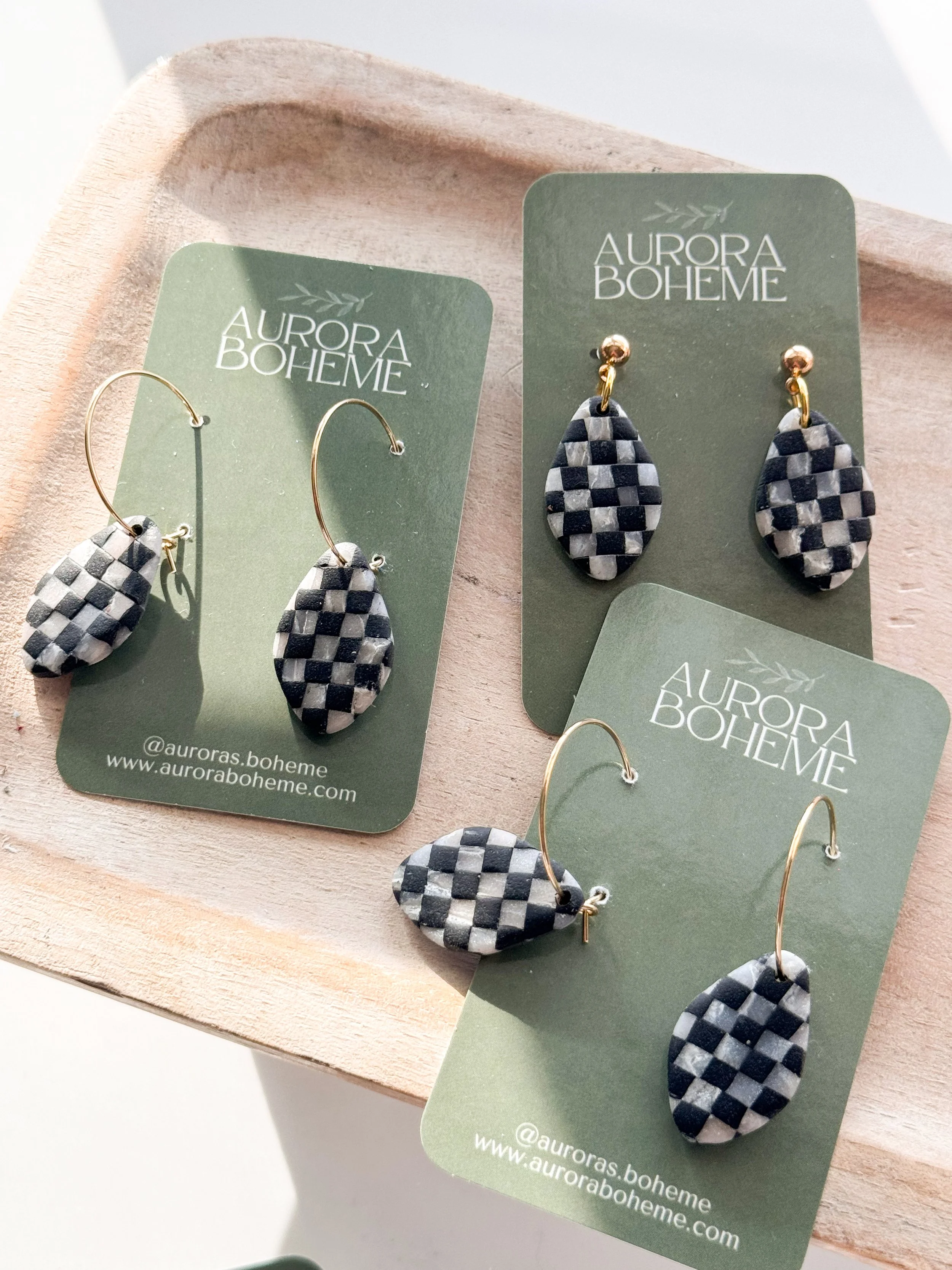 Marbled Checker Dangle