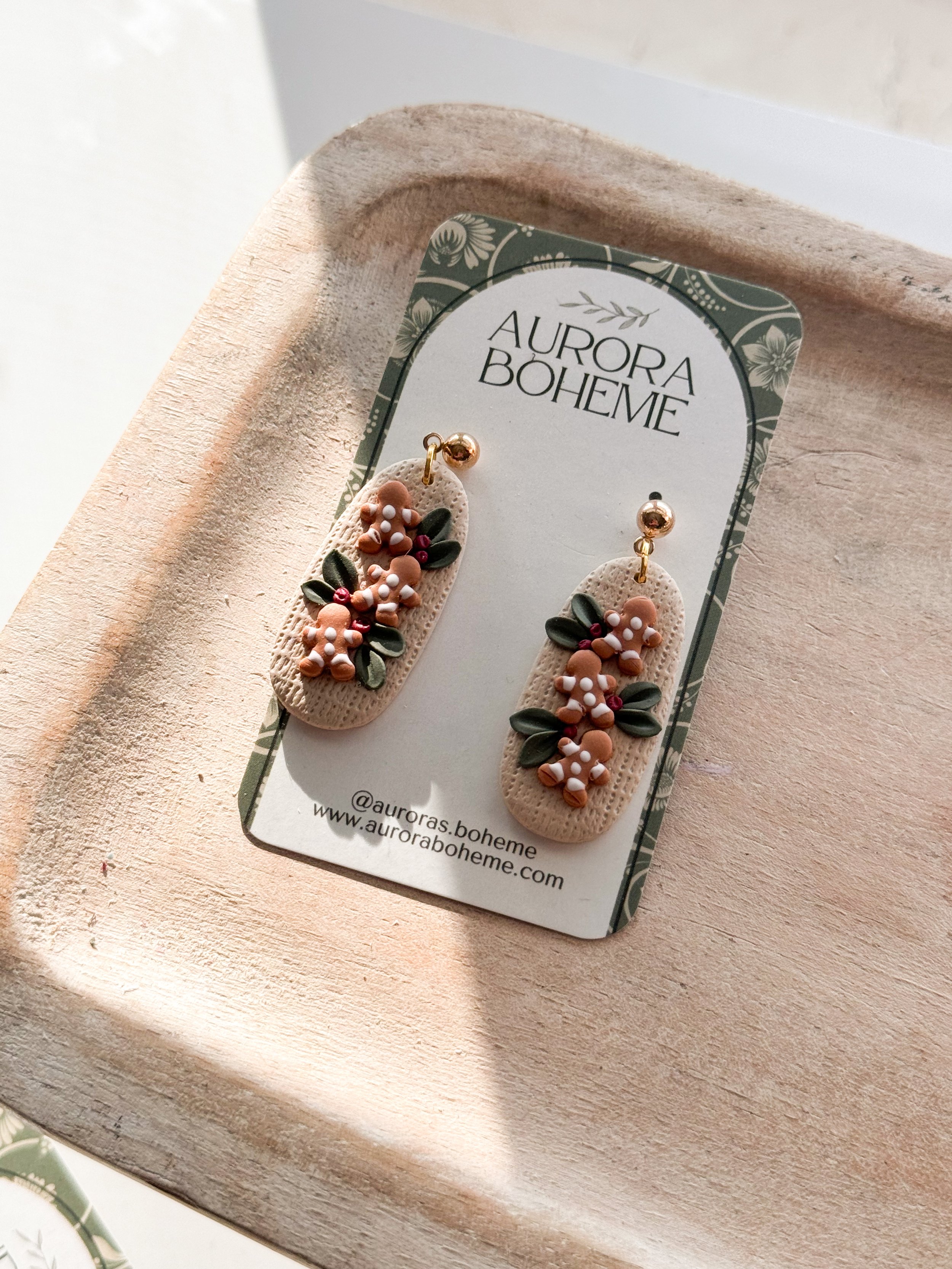 Oval Stacked Gingerbreads