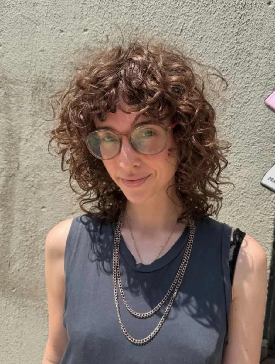 Voluminous shag haircut, haircut & style at CutLoose salon. Greenpoint, Brooklyn.