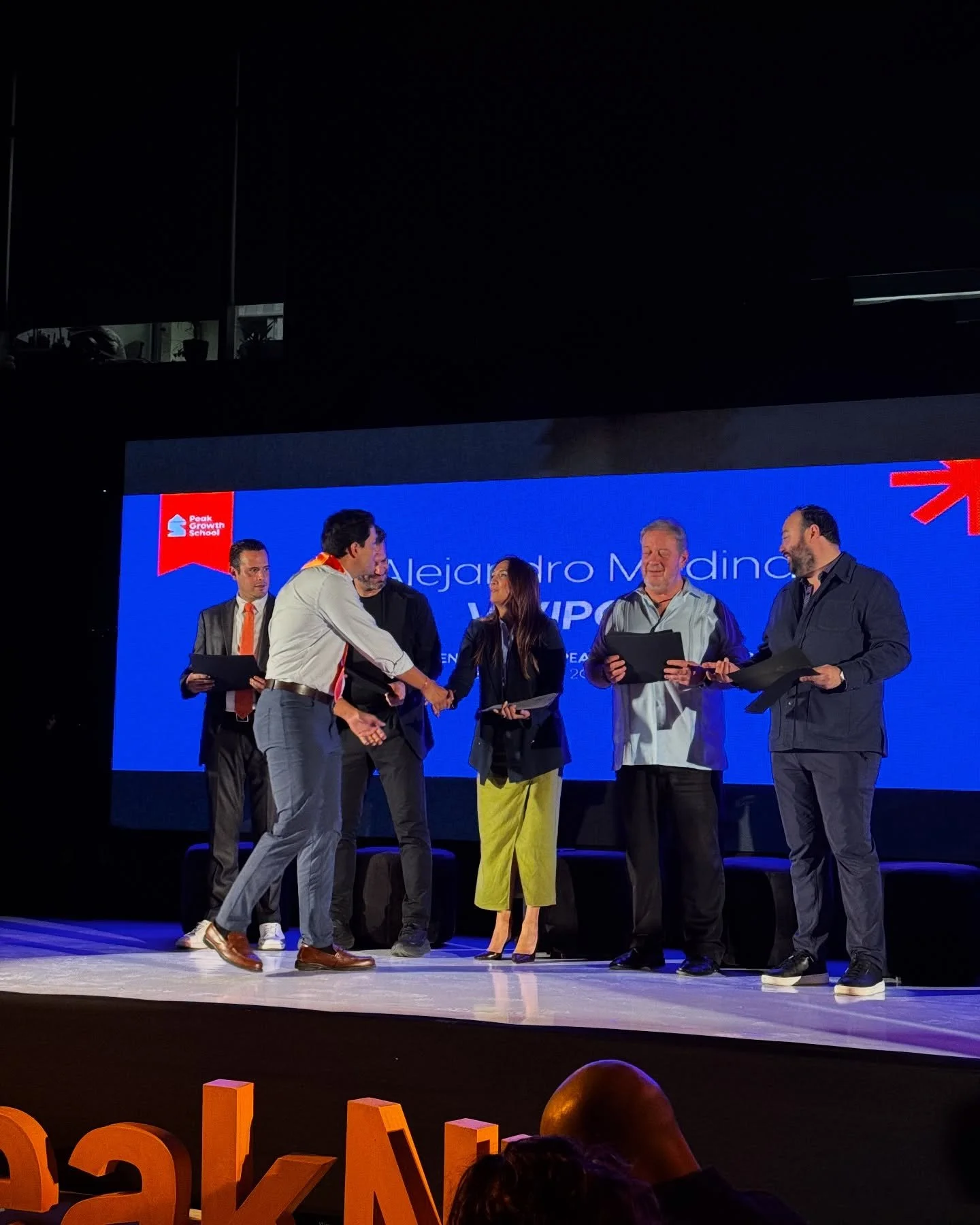 ✨ Ayer en IOS OFFICES Campestre fuimos sede Peak Nuevo Le&oacute;n Fuckup Nights que reuni&oacute; a grandes l&iacute;deres, emprendedores y expertos que est&aacute;n transformando el ecosistema de negocios en Nuevo Le&oacute;n. 🚀

Adem&aacute;s de 