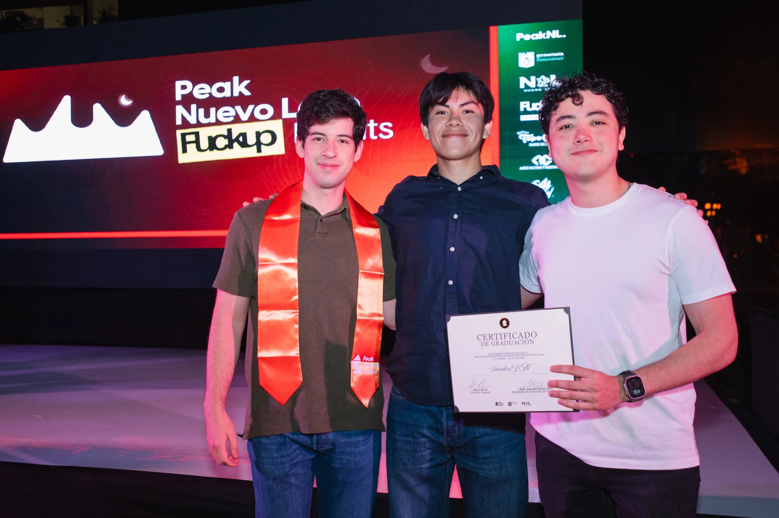 394-PeakNL-iOS OFFICE 2025.jpg