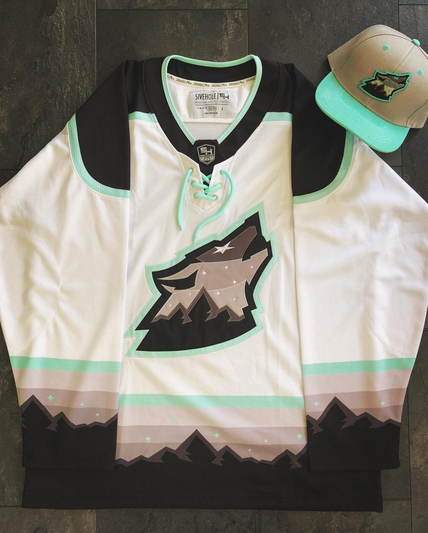 Northern Lights away jersey is available now! First 10 orders get the matching SnapBack for free! 🐺