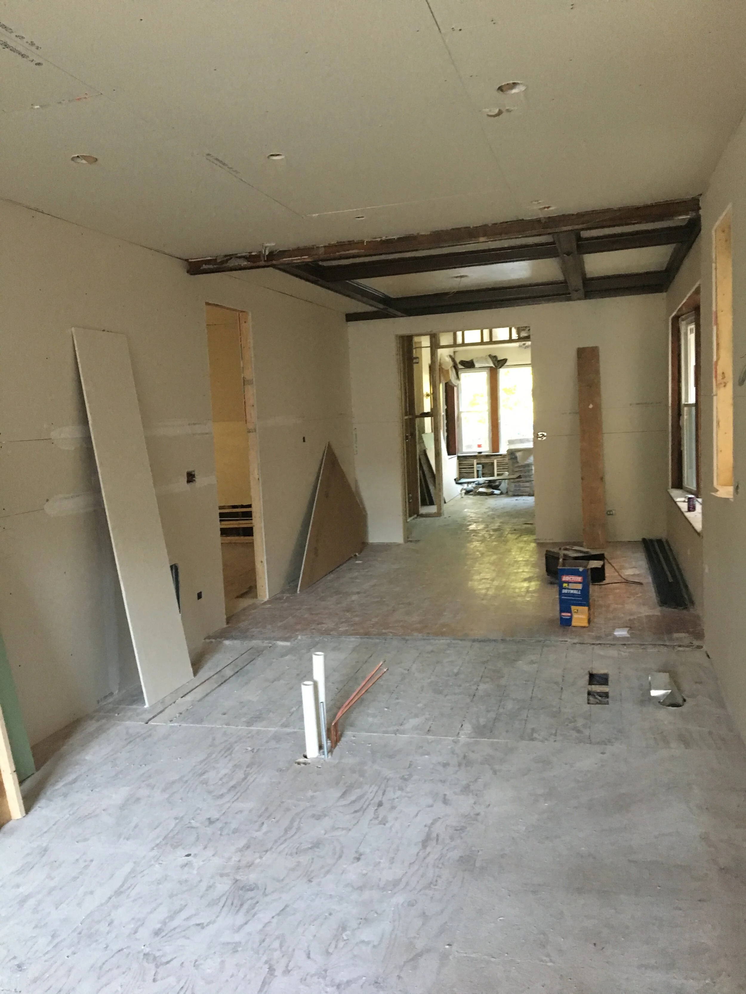 1st Floor Kitchen/Dining Area