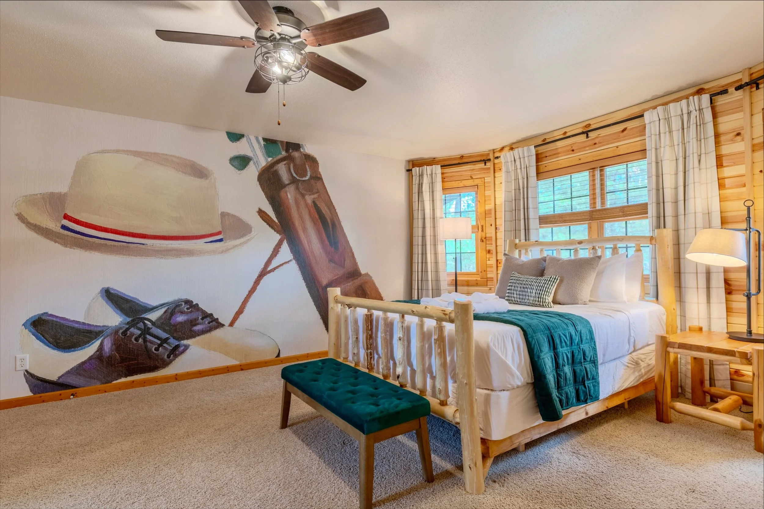 From dated bedrooms to A HOLE-IN-ONE⛳️✨ 

I had a blast transforming this Wisconsin vacation home situated on Northern Bay Golf Course into a cozy vintage golf retreat. 

Swipe to see the ultimate glow-up of these bedrooms. 🏌️&zwj;♂️ 

Whether you&r