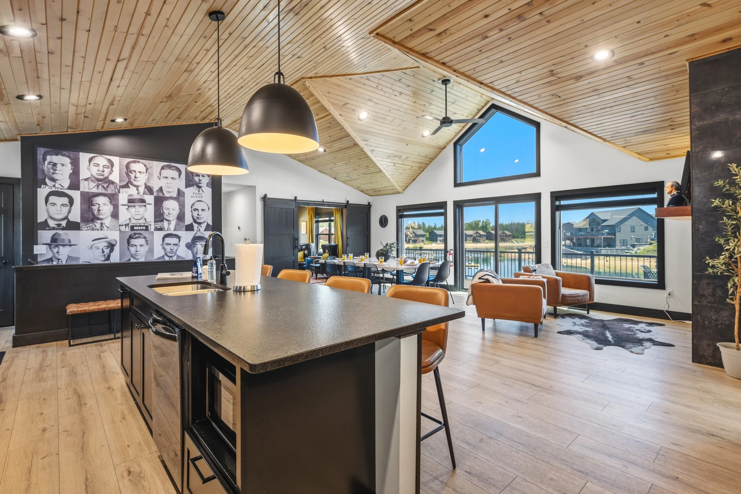 5941 Beach Cottage Dr-8.jpg