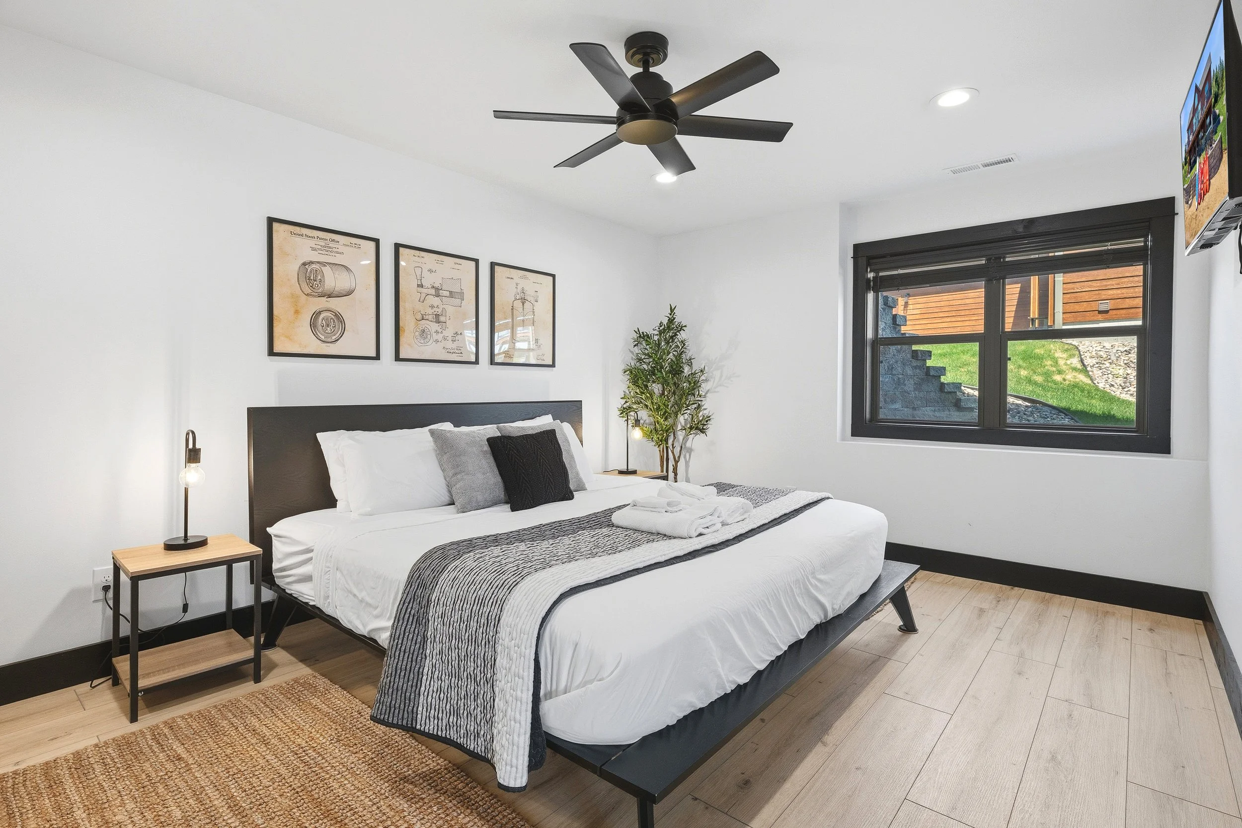 5941 Beach Cottage Dr-53.jpg