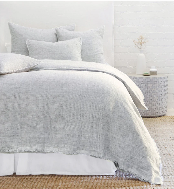 Logan navy duvet.png