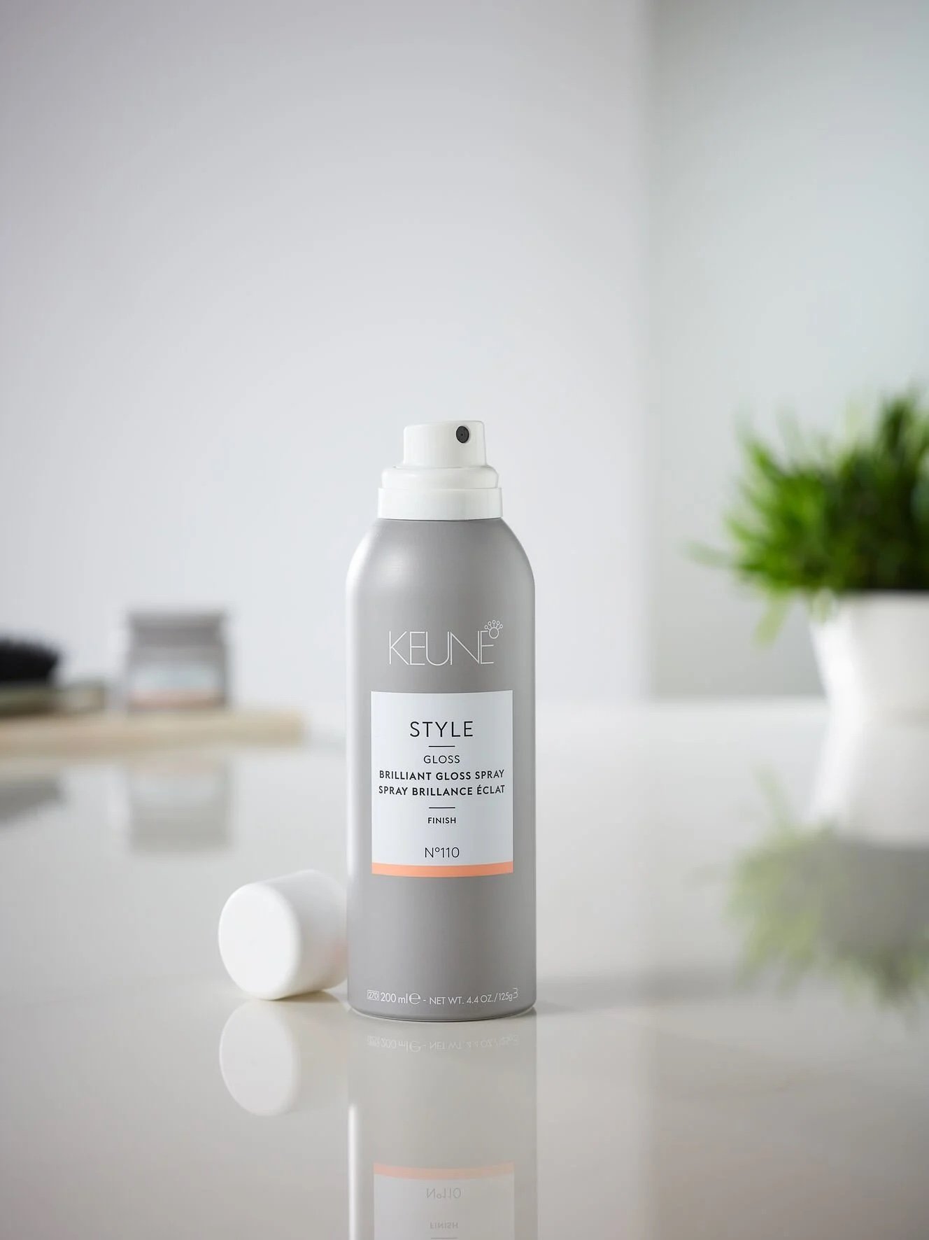 Keune-Style-Lifestyle-Image-Finish-BG-Spray-medium-min.jpg