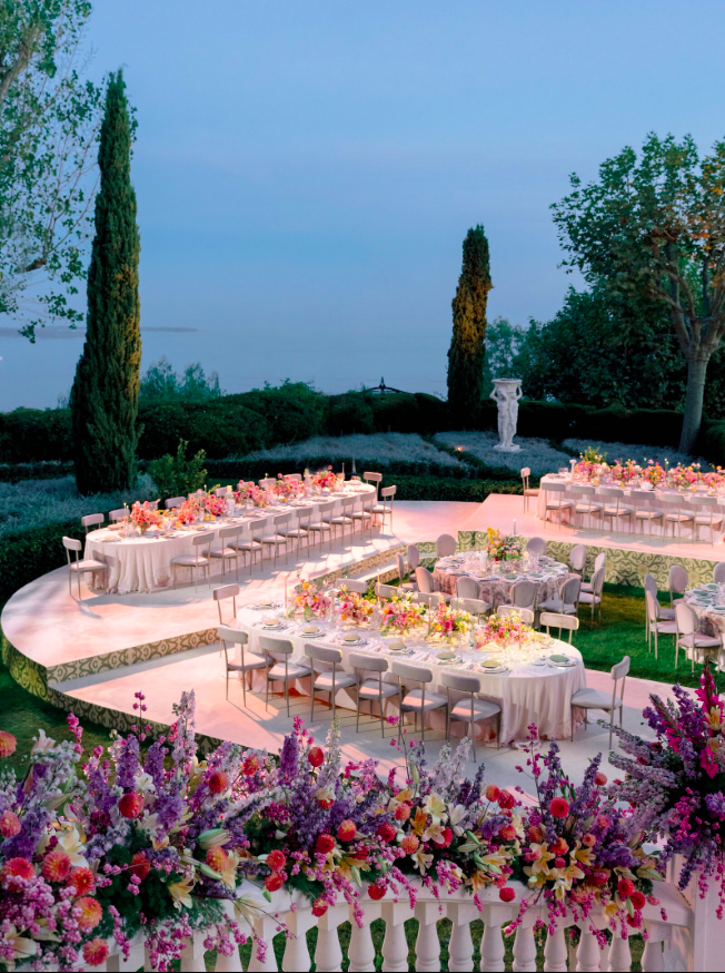 chateau-croix-des-gardes-wedding-001.png