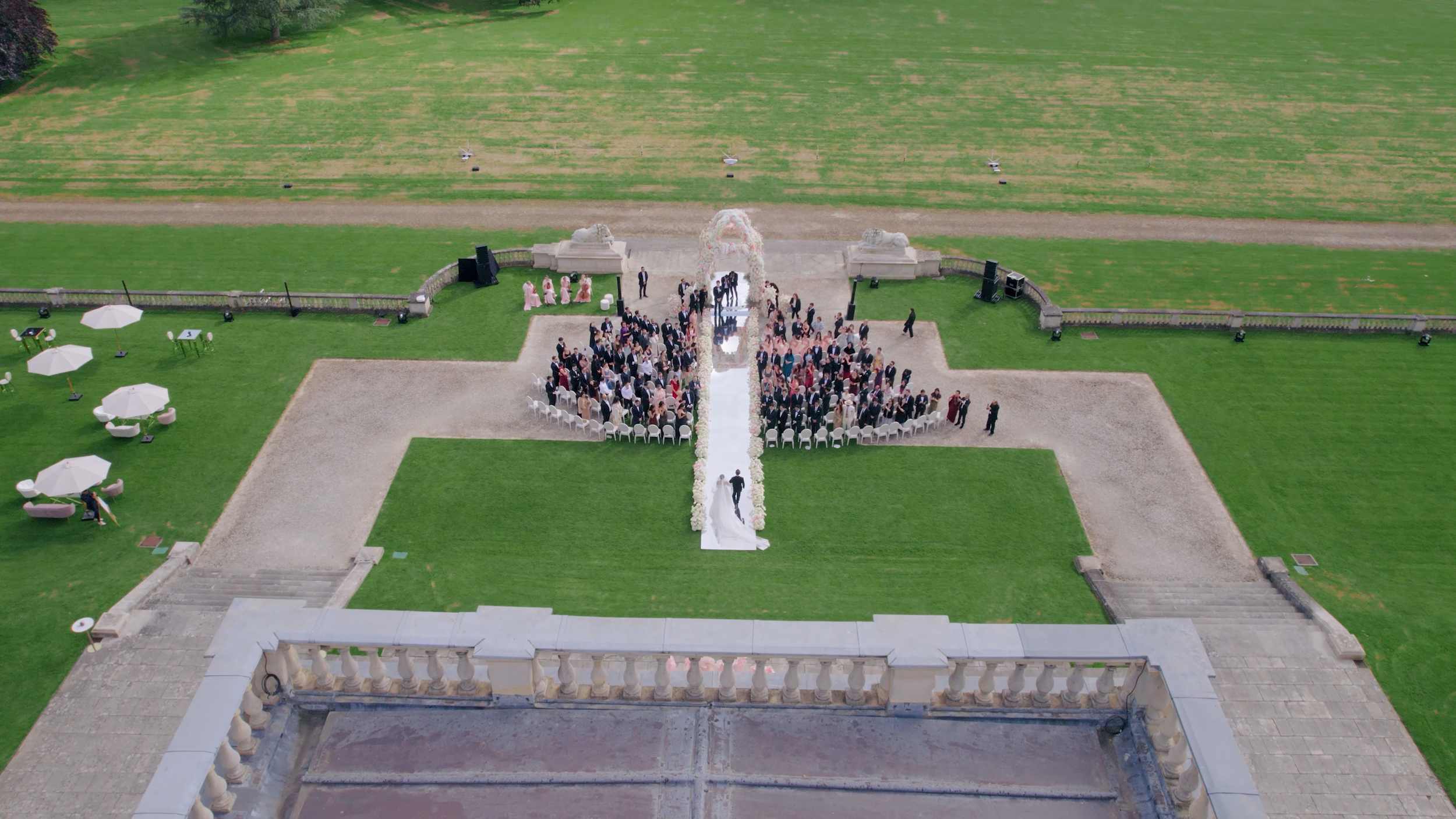chateau-michelle-brendan-paris-16.png