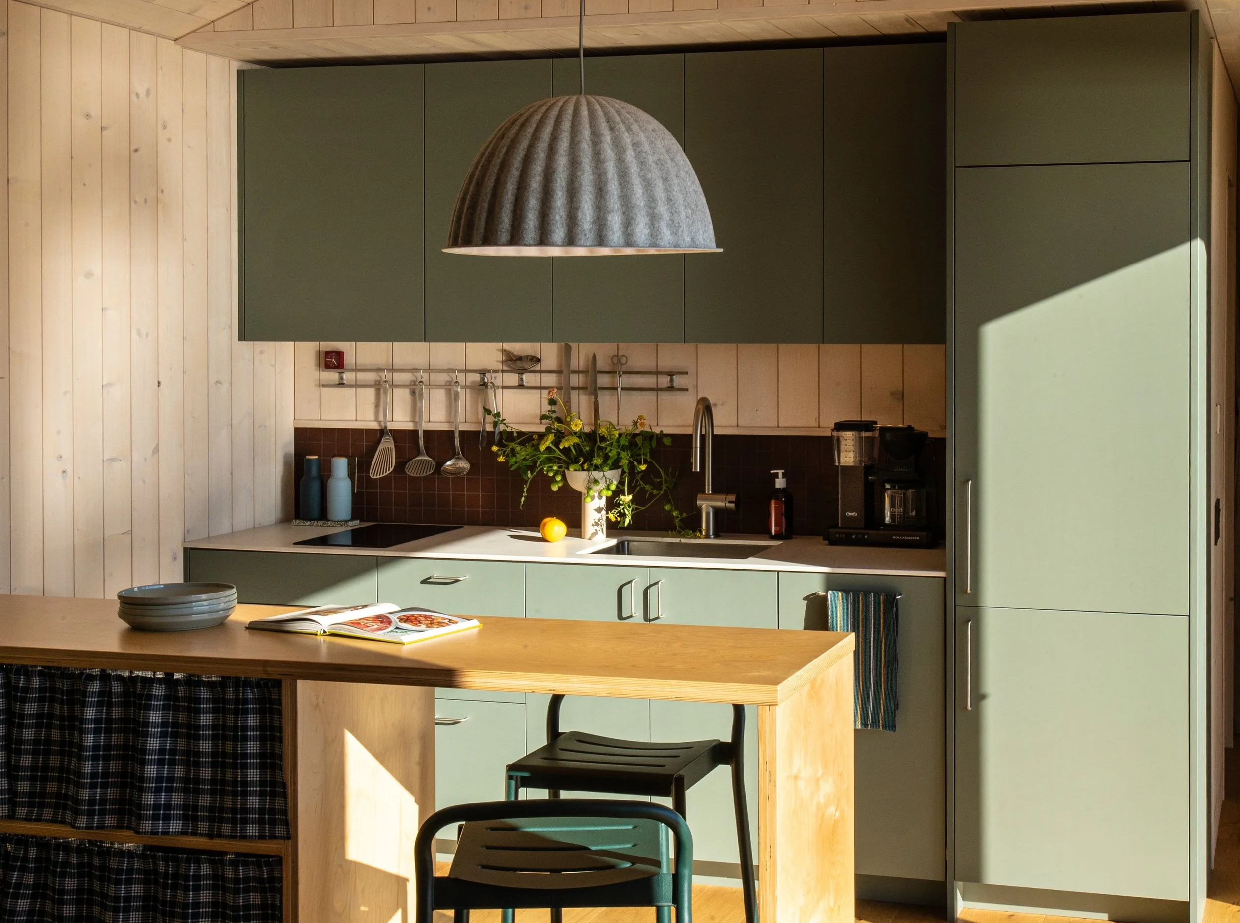 Along - Kitchen.jpg