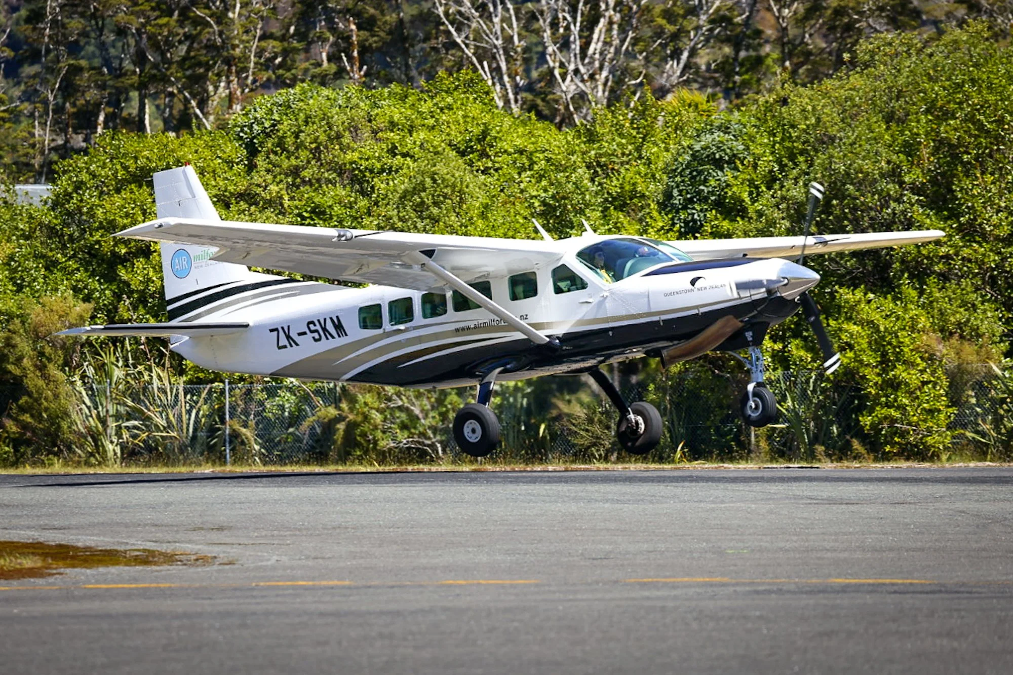 MF Departure Rwy29 24.11.23.jpg