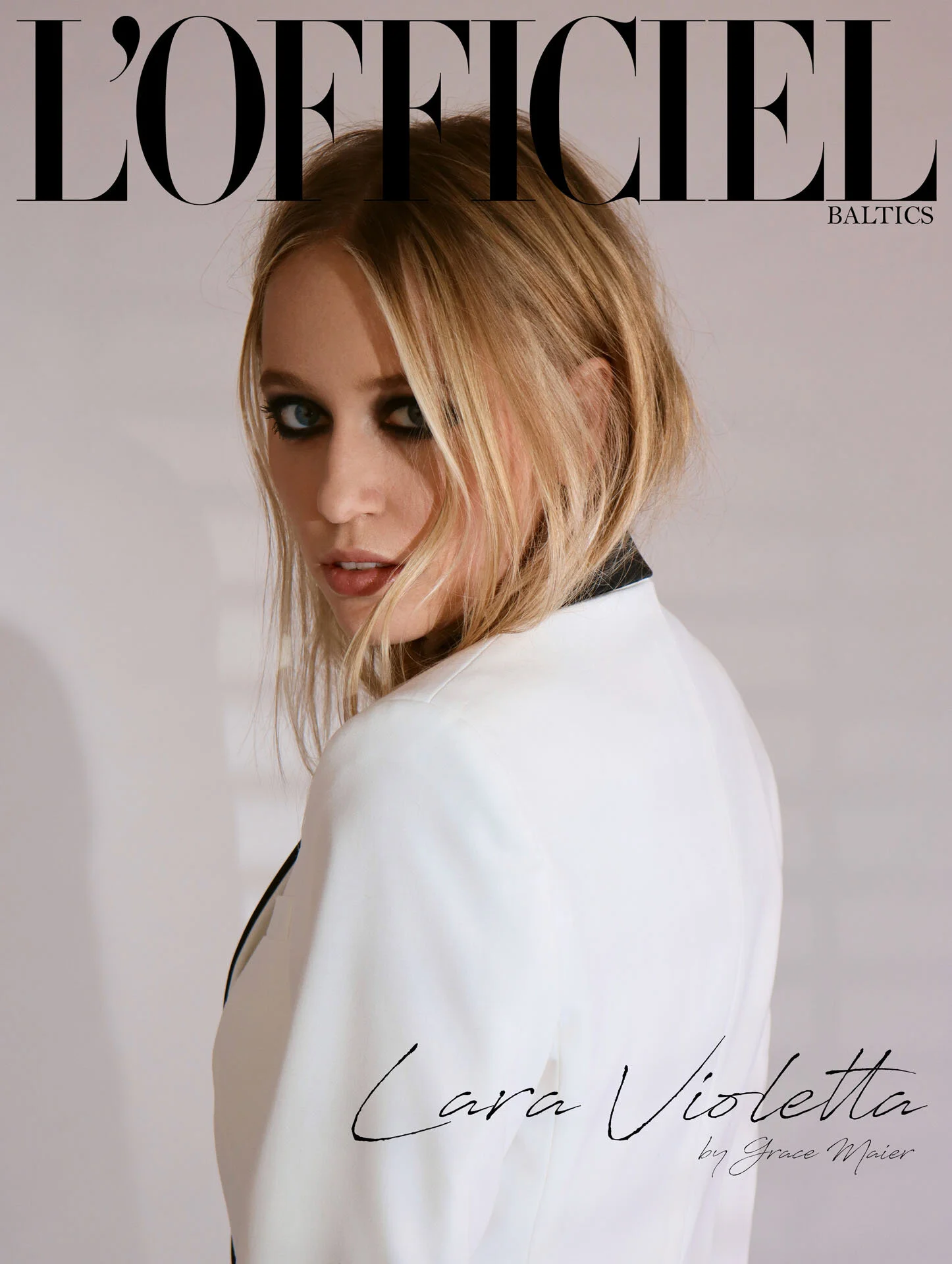 MaierAgency_LOfficiel_Lara_Promotioncover_GraceMaier.jpg