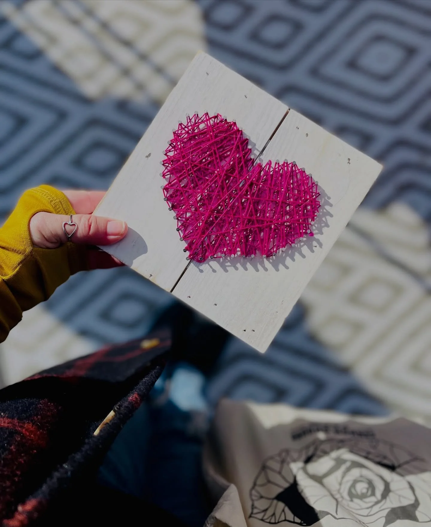 It was THIS kind of day. 💖 Beautiful&mdash;and sewn together with vendor love and holiday joy. 💝 

🌹🥩🥕🥃🥖🍯🌽🧀🥬🥦🫐💍🍚🍦🍫🍩☕️

@beaconfarmersmarket is every Sunday. 10-2.

Voted BEST FARMERS&rsquo; MARKET by @hudsonvalleymag (THREE years ru