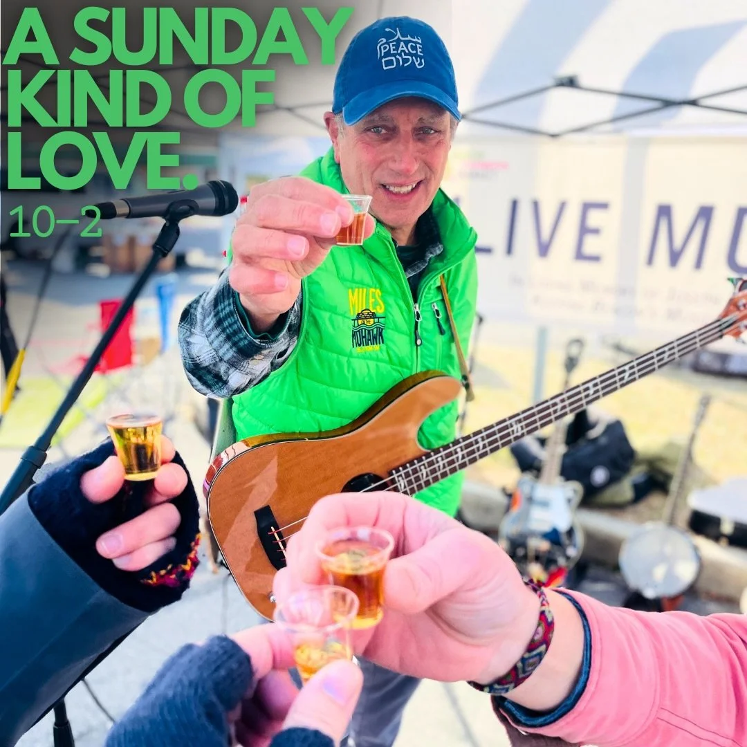 A Sunday kind of love is a toast. 🥂 
To farmers.
To food.
To being here.
See you Sunday.