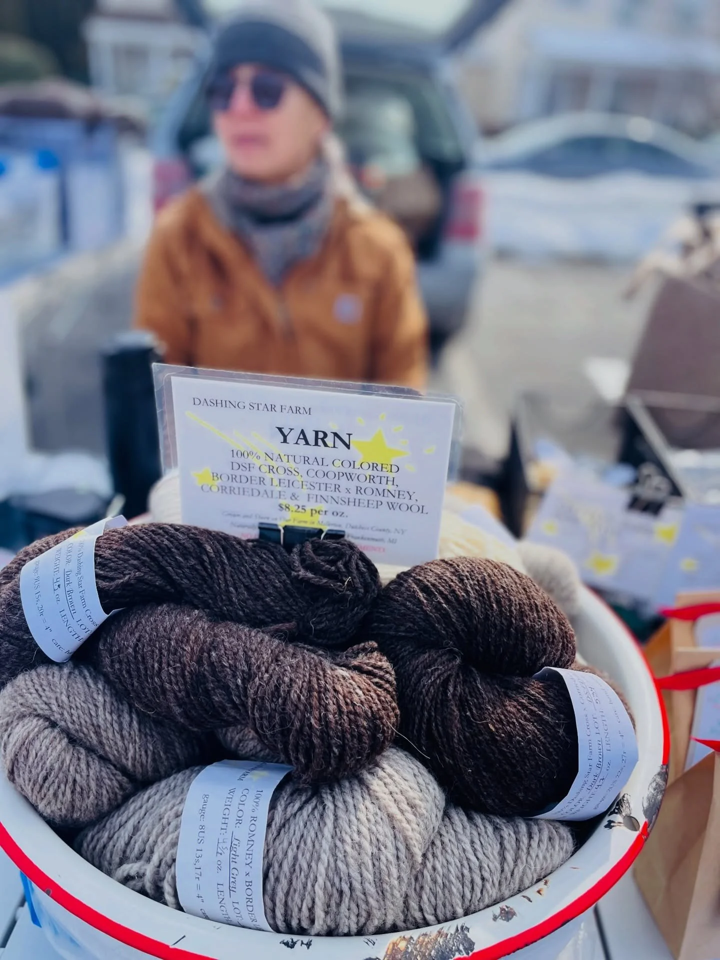 There is something deeply reassuring about a bucket of wool on a cold day. 🧶❄️

These shades?
They came straight from the animals.
Brown like bark.
Grey like winter sky.
Cream like fresh churned butter.

Knitting with wool like this feels different.