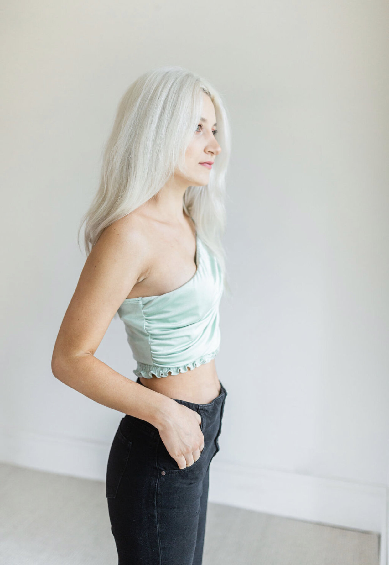 C7B6B999-DDCC-4BC4-BDF8-047072043678