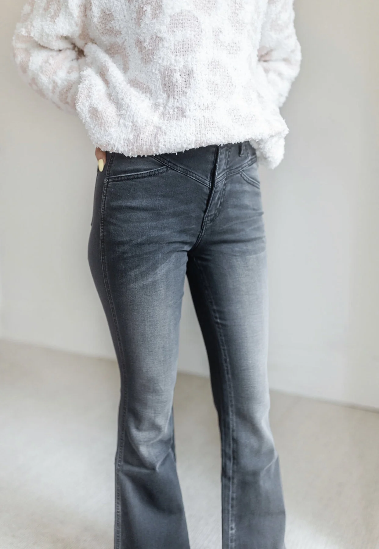 0A1C6E65-02D6-415E-B8C3-7B3FFA191982