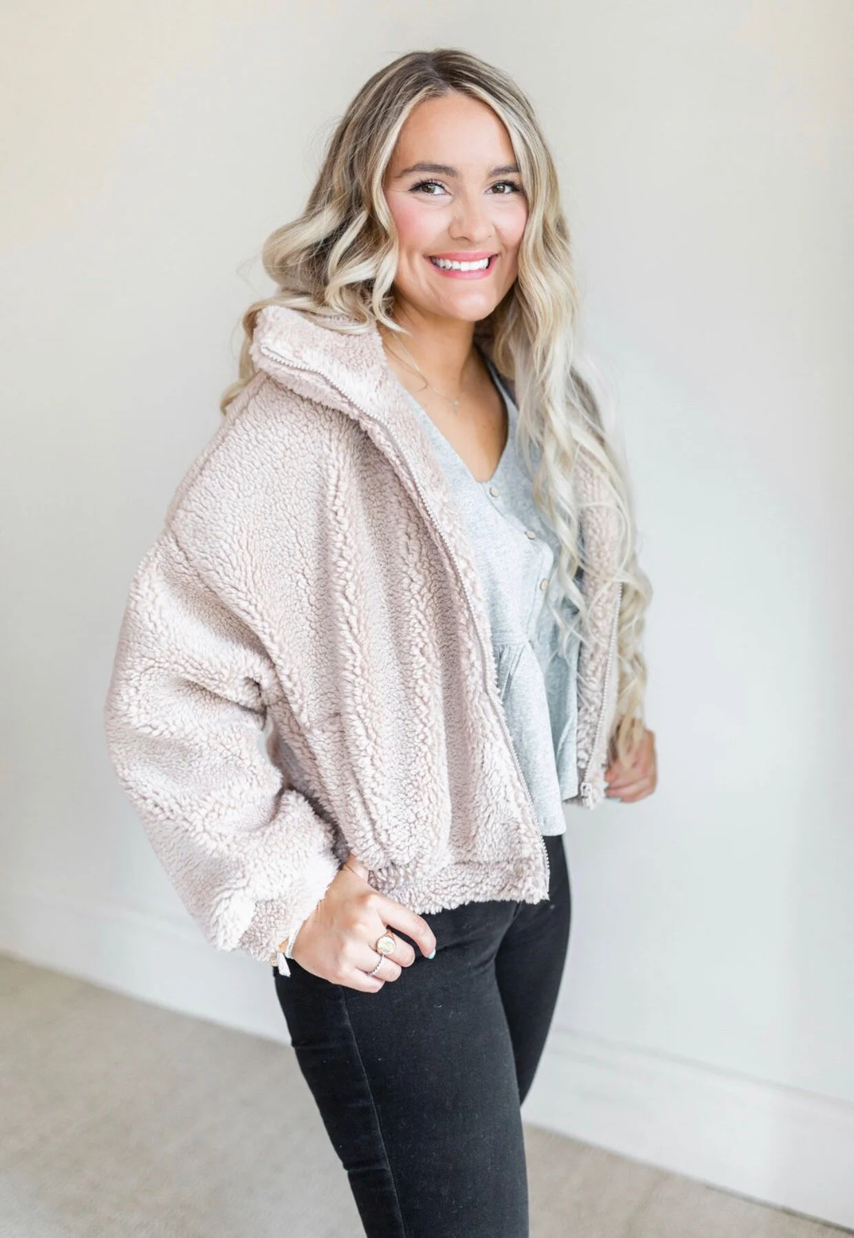 73EE6F34-F399-4697-9BD2-733618358C2C