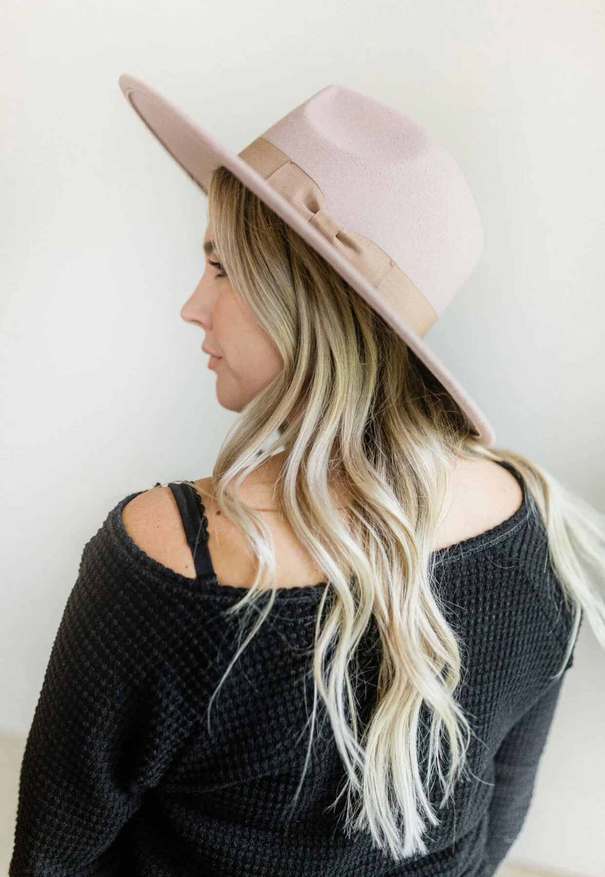 EAA2C3CD-8486-40EC-87E7-B9869FBCC2B7