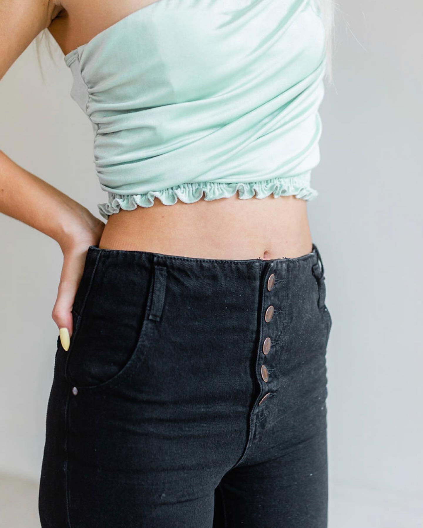 this top, those jeans, her face 😍