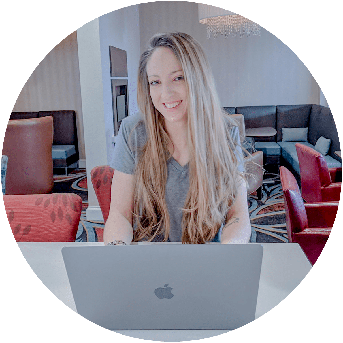 Squarespace Web Designer and SEO Expert | Elise Barnes Specializes in Custom Squarespace Design for entrepreneurs and small businesses worldwide | Squarespace Website Designer | Squarespace SEO Expert | Squarespace Templates | Premium Squarespace Templates | Best Squarespace Designers
