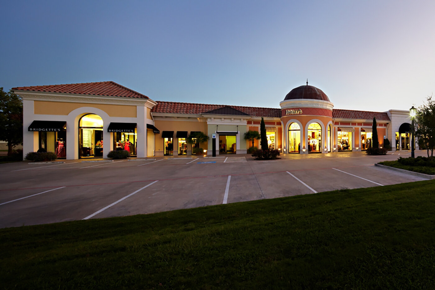 rede-architecture-commercial-texas-LaPiazza-02.jpg