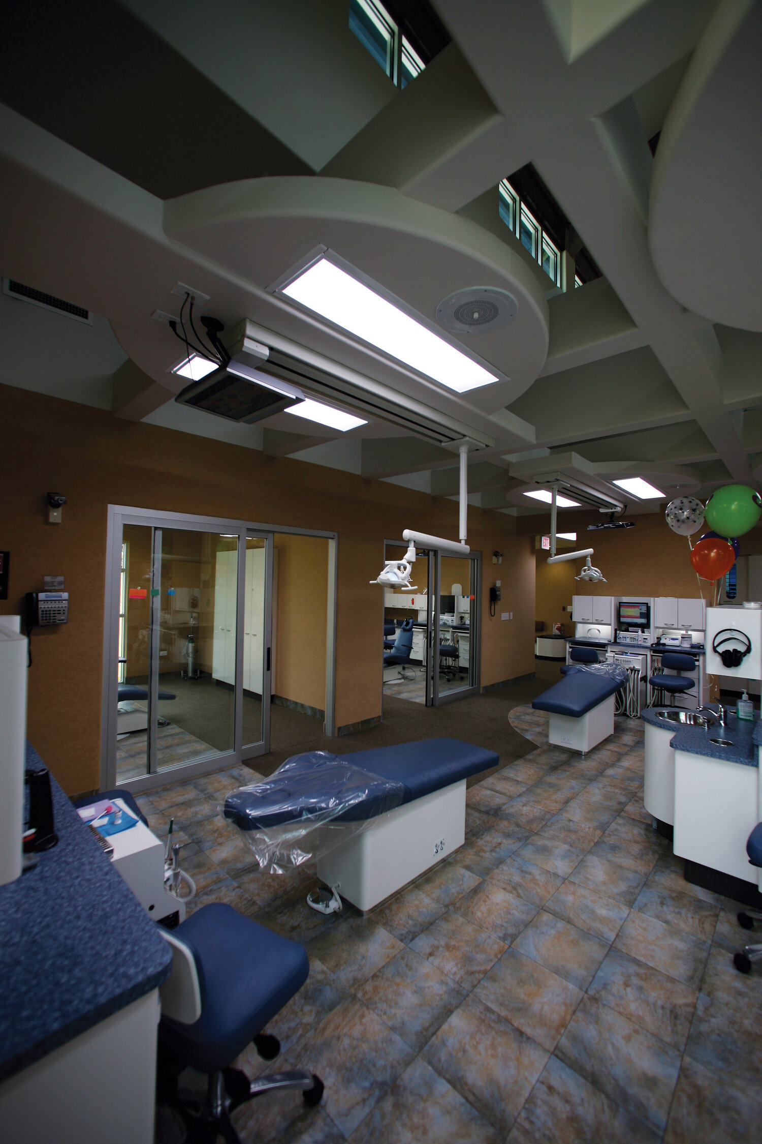 verdant-studio-architecture-commercial-boozer-dental-clinic-2.jpg
