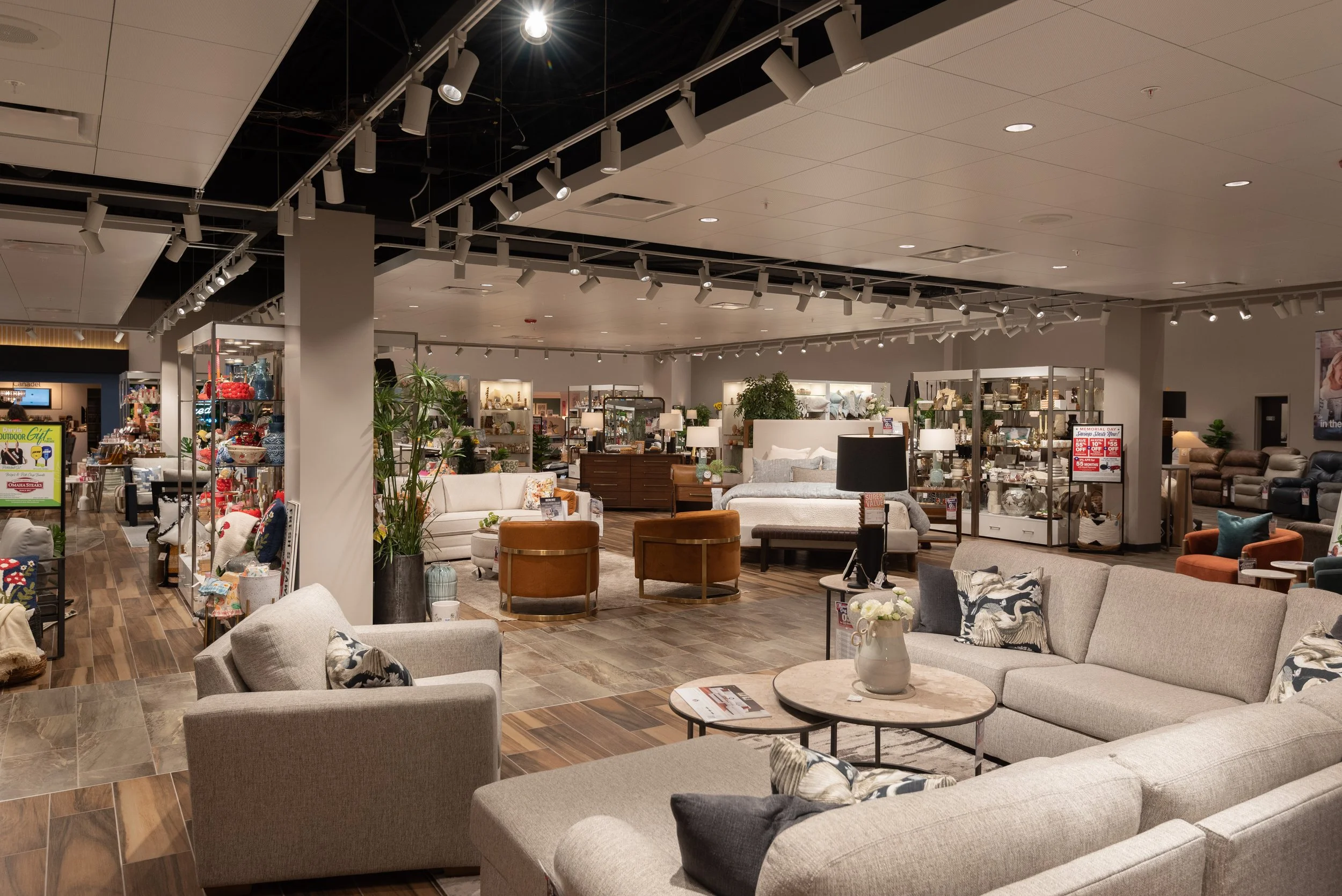 Darvin Furniture -42.jpg