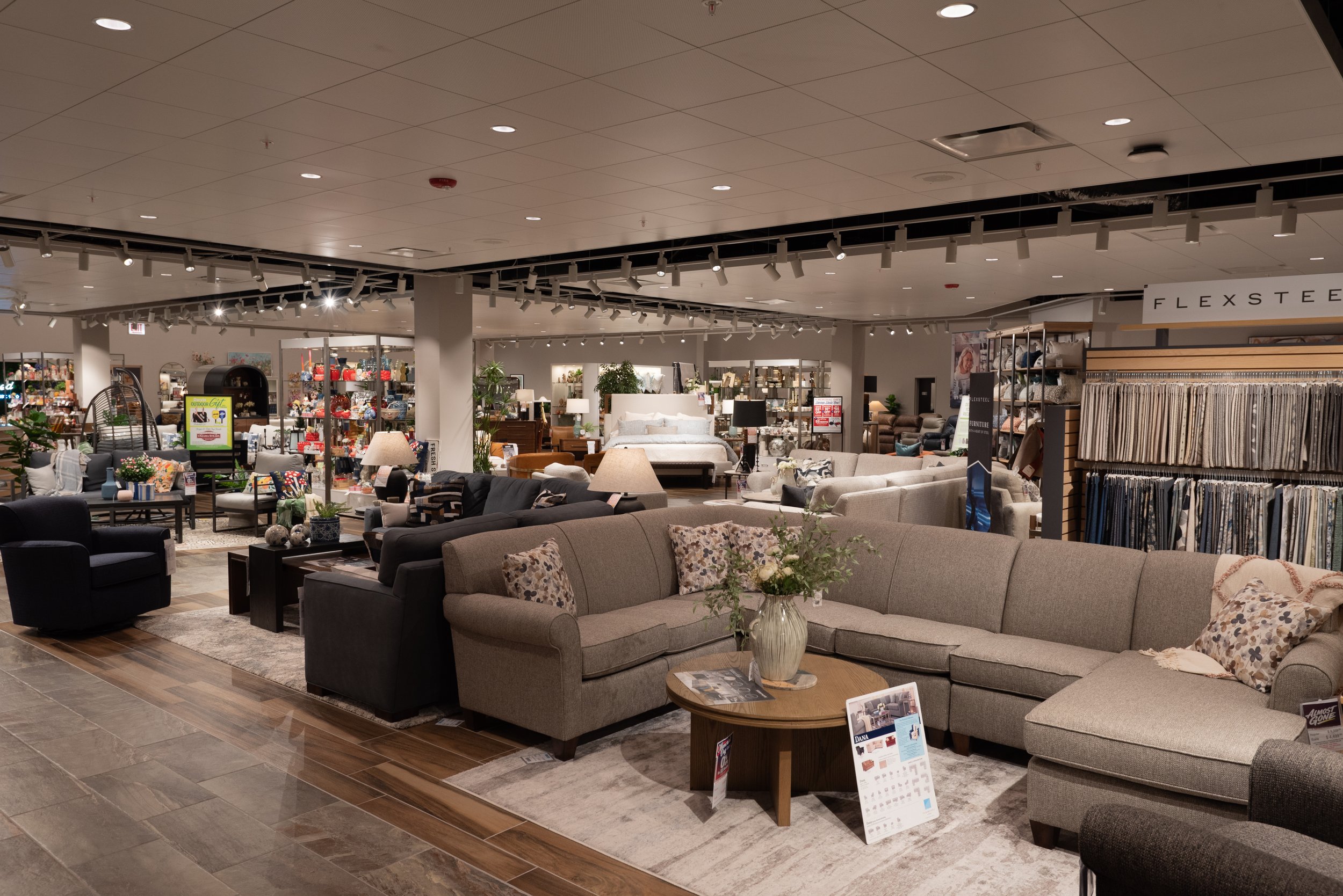 Darvin Furniture -41.jpg