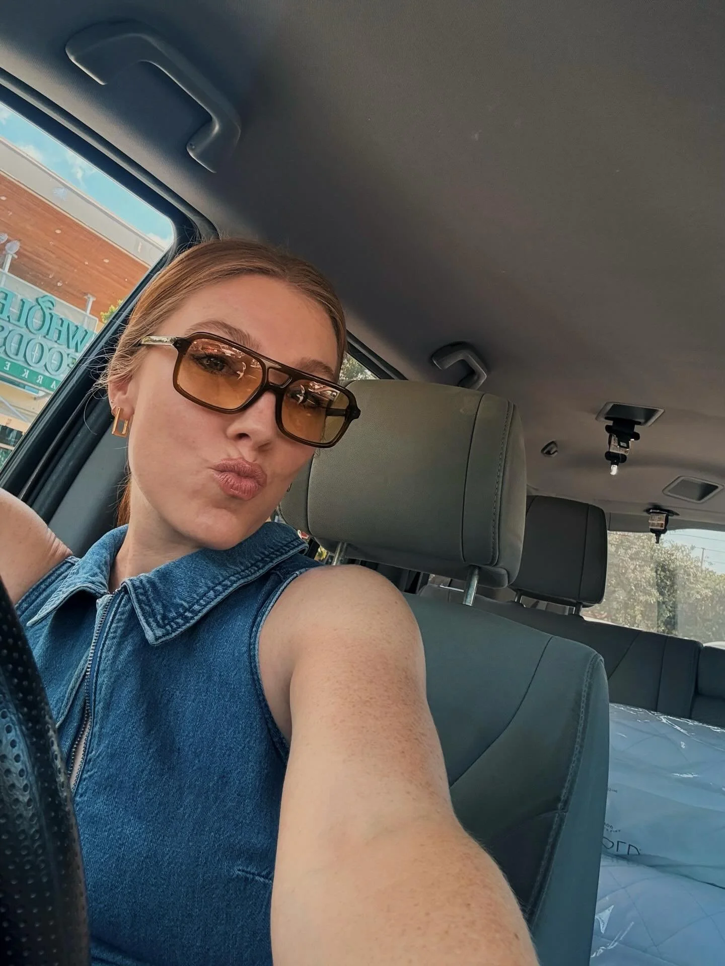 Coast to coast in 2025. 🧜&zwj;♀️ This year swallowed me up, swished me around, and spat me back out onto a path that feels more holistically aligned than I&rsquo;ve ever experienced.

If you had told me in January while I was evacuating from the LA 