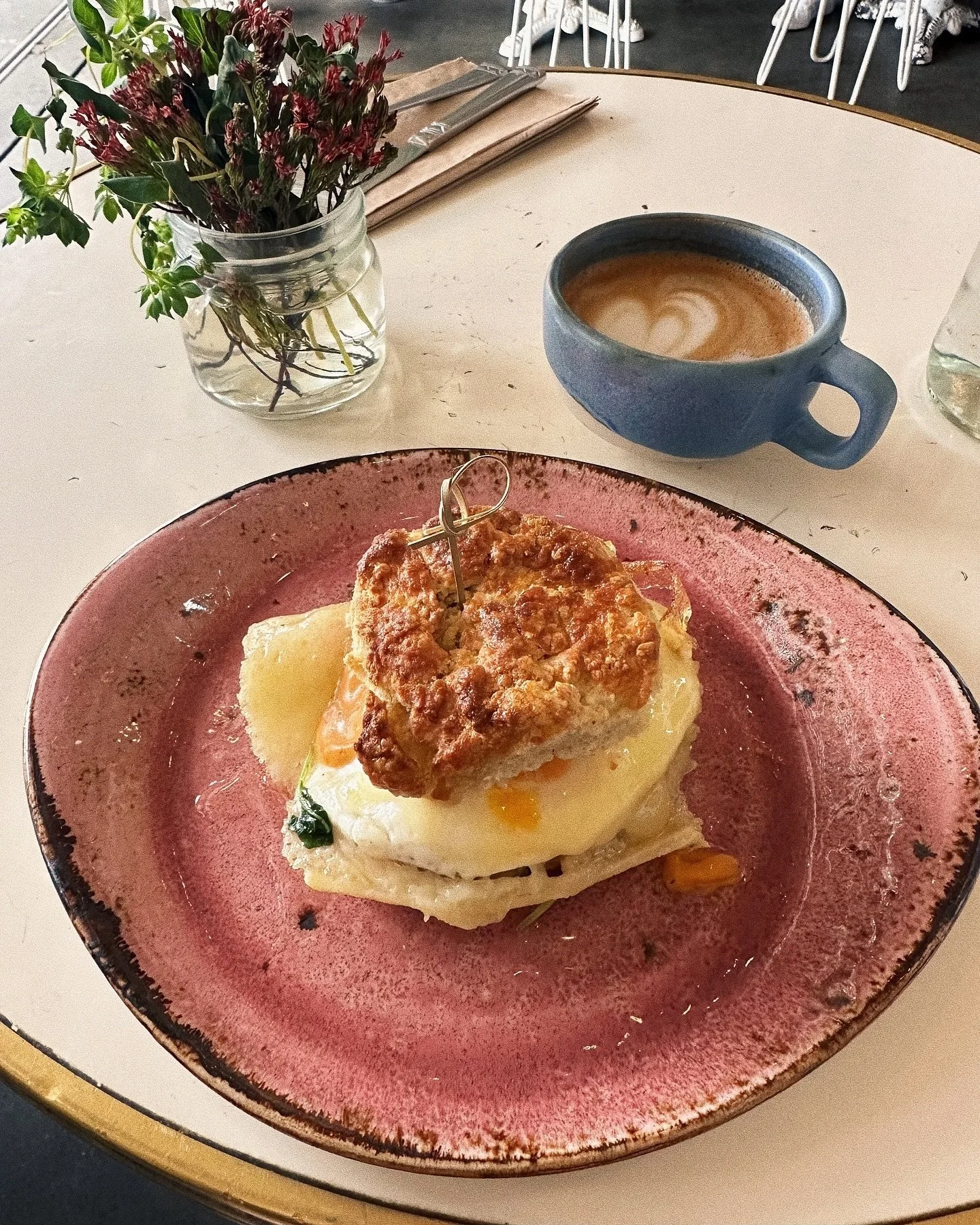 October in LA 💫✨

Brekky sammies, beach days, new friends, wellness rituals, dinner parties, world series wins, and all the feels&hellip;

Scroll >> for a giant 2am salad 🥗 @mollynotmary