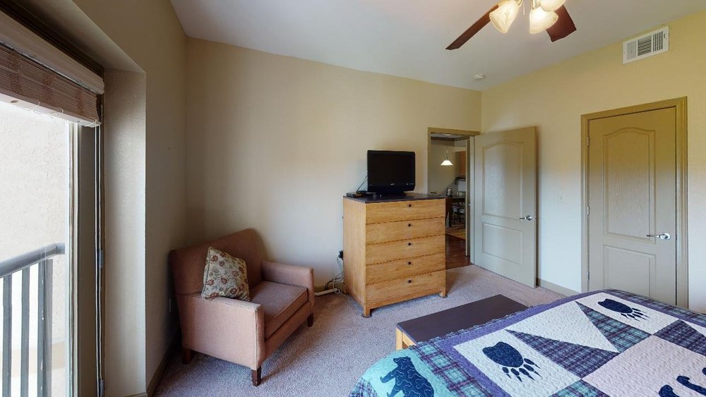 Picture of Mountain Getaway — Mountain View Condos