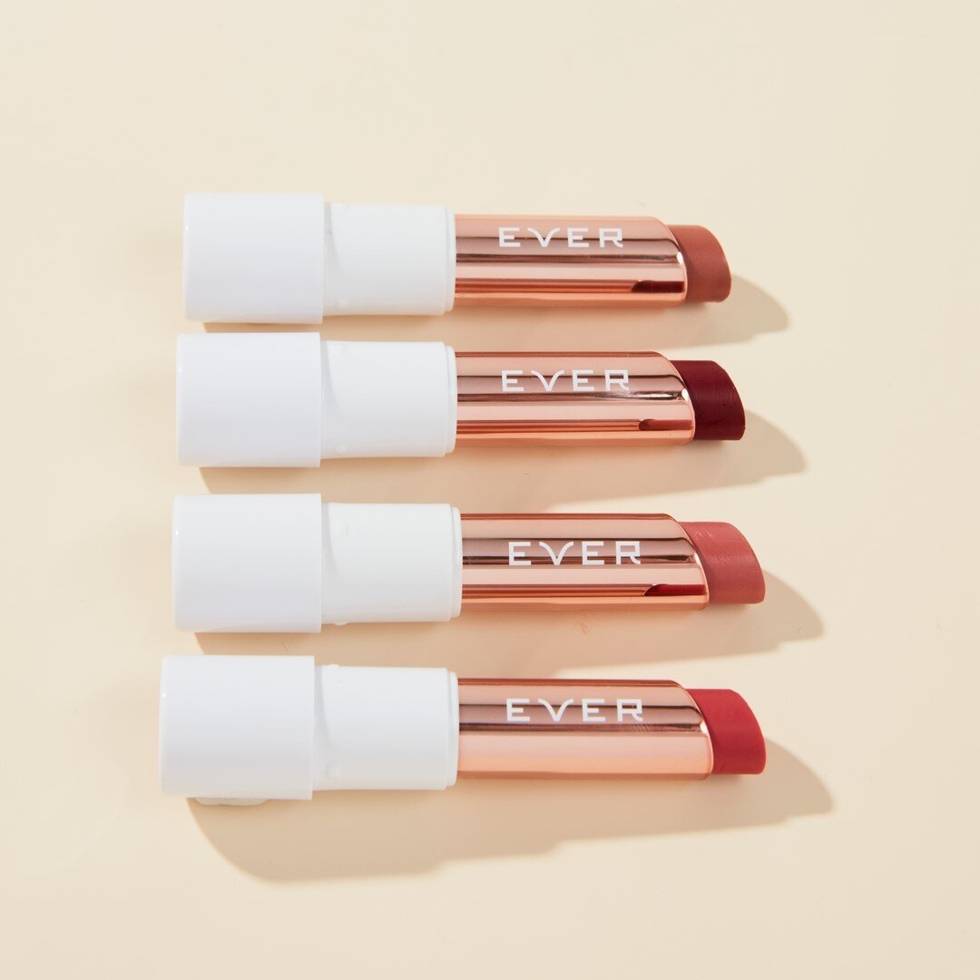 ✨NEW on ever.com ✨Smooth Peptide Lip Therapy shades = Skincare for your lips + a fresh pop of color to kick off Spring.🌱

From top to bottom:⠀⠀⠀⠀⠀⠀⠀⠀⠀
&bull;Honey🍯 a caramel nude⠀⠀⠀⠀⠀⠀⠀⠀⠀
&bull;Berry &hearts;️a sheer berry⠀⠀⠀ ⠀⠀⠀⠀⠀⠀⠀⠀⠀⠀⠀⠀
&bull;Pet