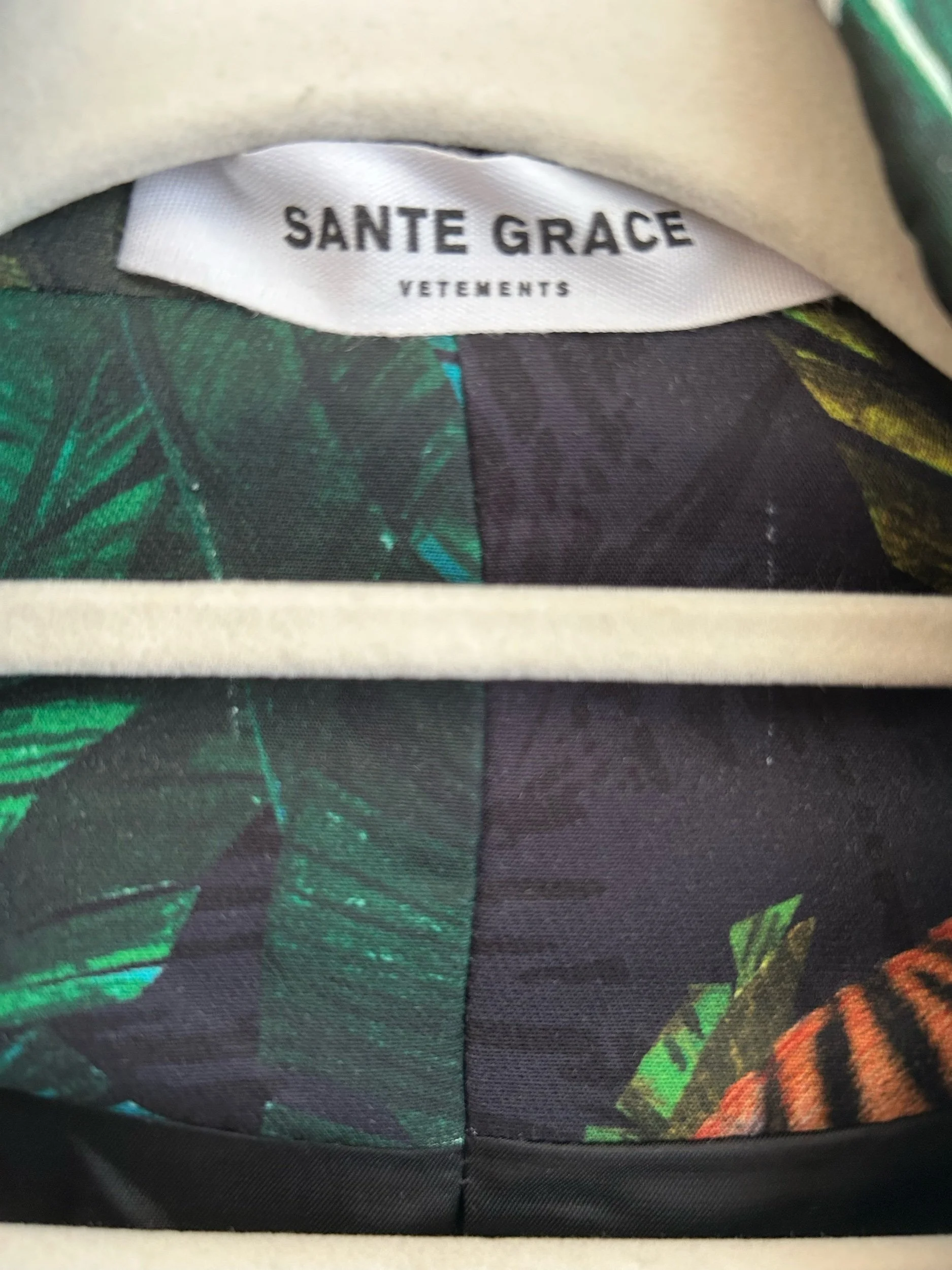 F9C6E020-644D-4A5A-8A5B-64B9750D82FA