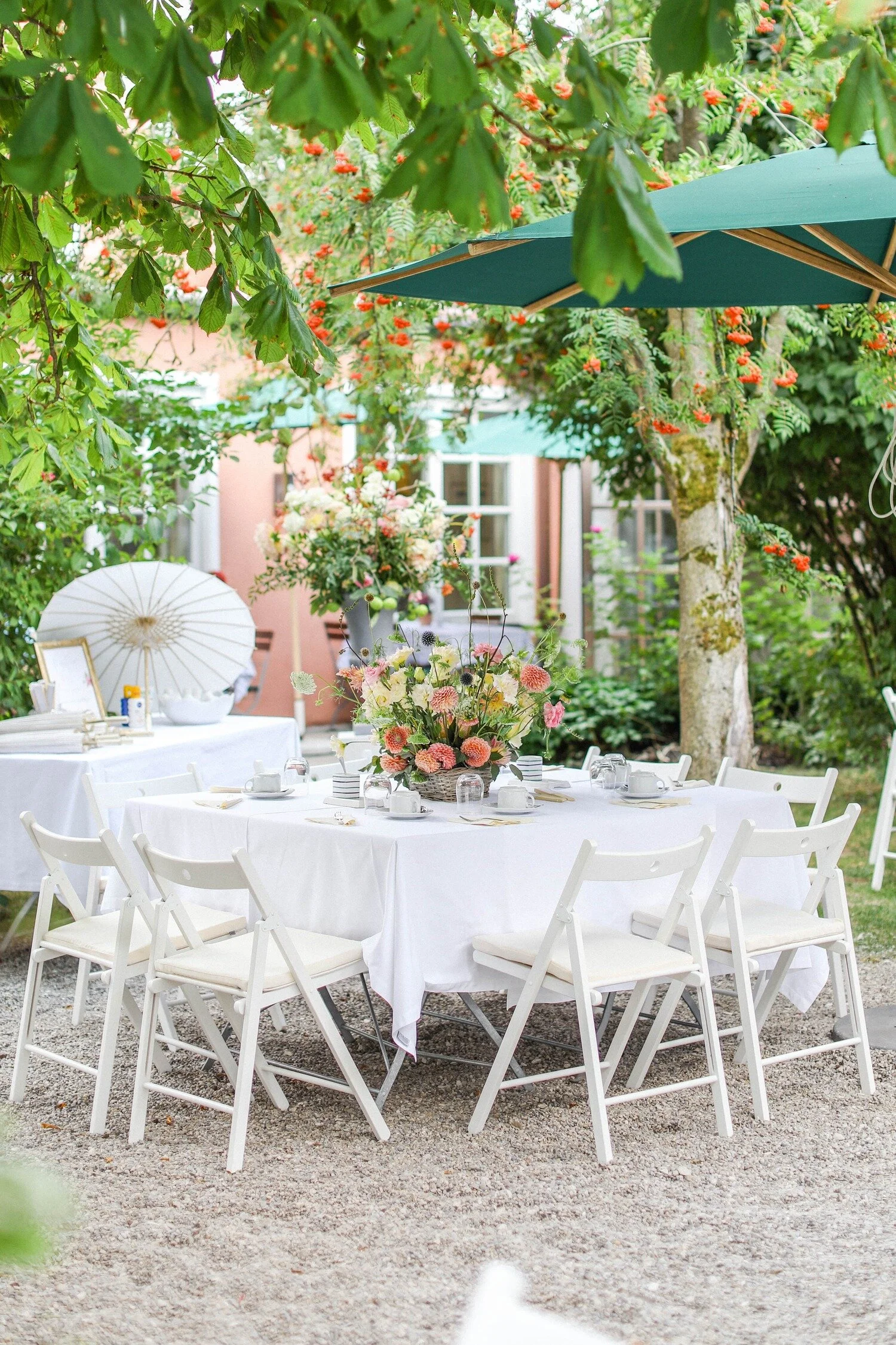 Gartenhochzeit Klosterneuburg Hochzeitsplaner Bielefeld Detmold Paderborn München (4).jpg