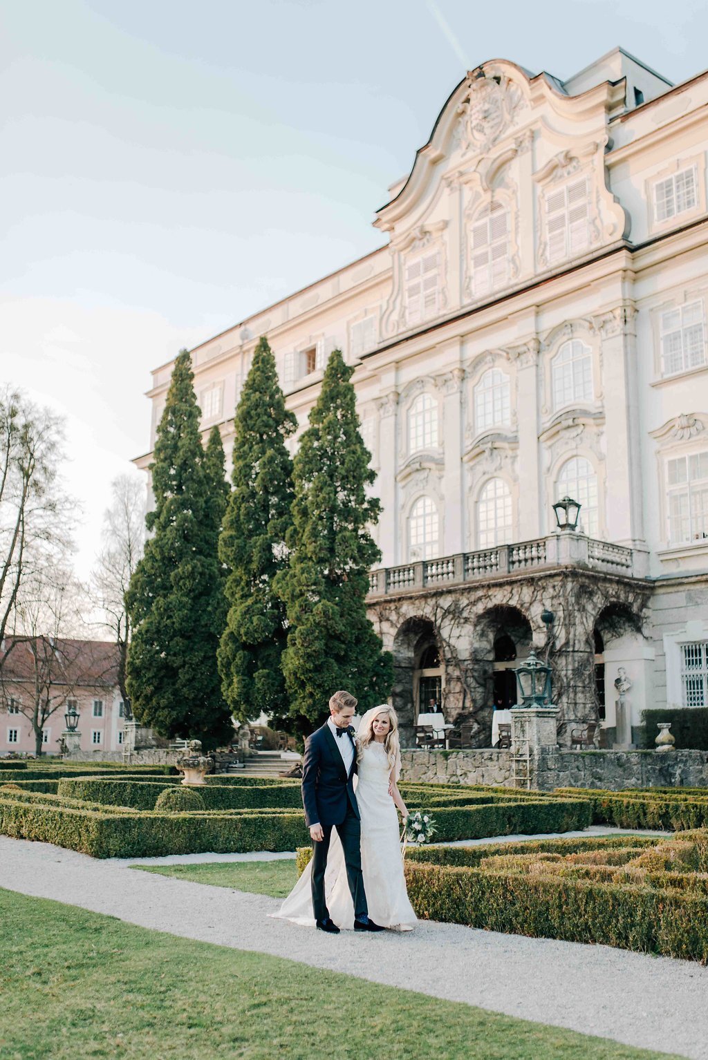 Salzburg Schloss Leopoldskron Hochzeit Wedding Flora & Grace Kerrin Wiesener  (1 (47).jpg